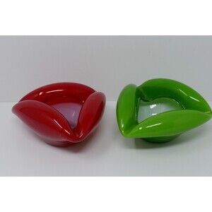 Murano Style Art Glass Blown Triangle Shape Green Red Ashtray Or Trinket Dish